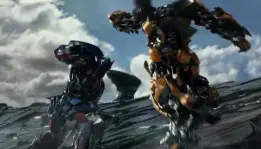 Optimus Vs Bumblebee di Trailer Pertama TRANSFORMERS THE LAST KNIGHT
